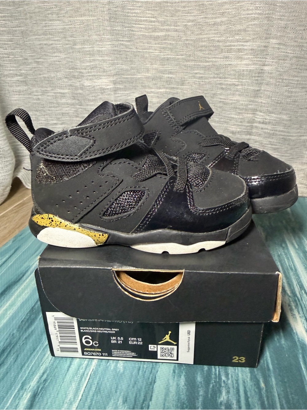 Jordan 4 Retro 6c Kids High-Top Sneakers